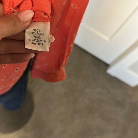 LC Lauren Conrad  Eyelet Blouse - Picture 9 of 10